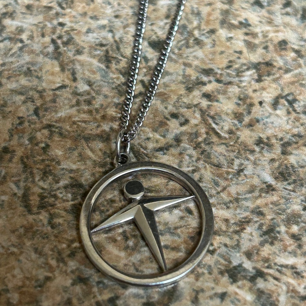 Vintage Signed Tiffany & Co. Manpower Sterling Silver Pendant Necklace - Picture 14 of 16